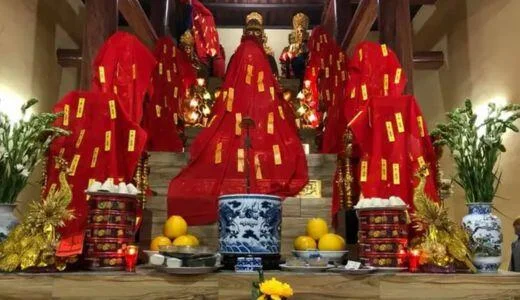 Phùng Gia chia sẻ cách khai quang Bát tụ bảo để kích hoạt tài lộc, may mắn