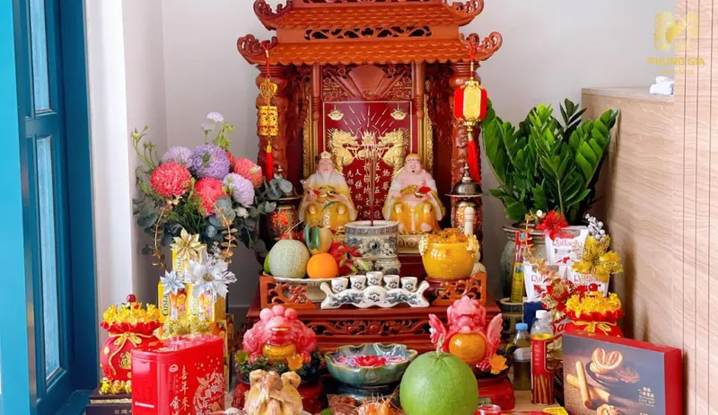 Ban thờ Thần Tài - Thổ Địa: Giữ vững linh khí, dẫn lối tài lộc cho cửa hàng