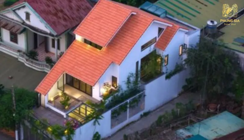  Biệt thự nở hậu sở hữu không gian hậu rộng