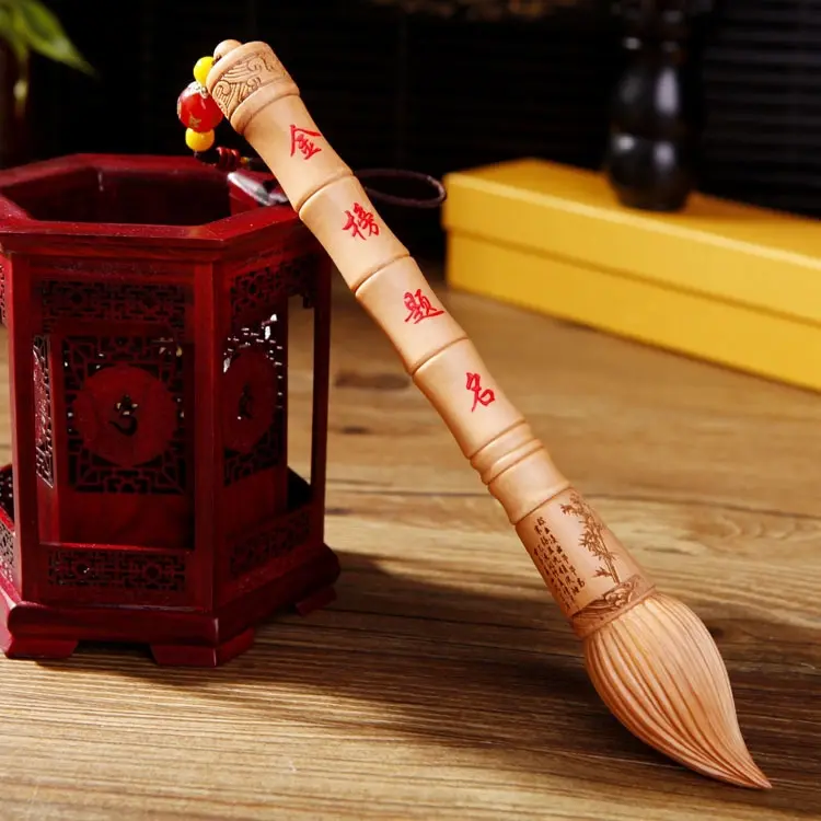 Bút Văn Xương là một trong những vật phẩm phù hợp để kết hợp cùng tháp Văn Xương