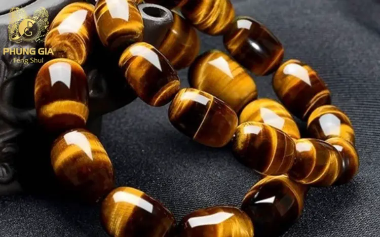 Mắt hổ giúp đường công danh được thuận lợi