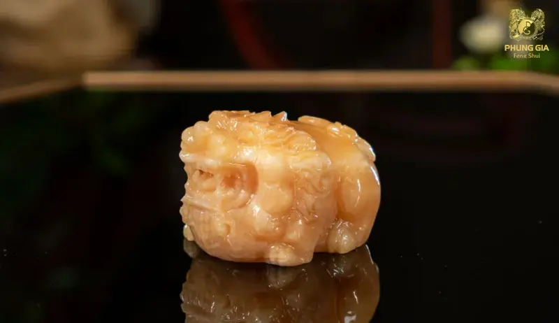 Tỳ Hưu đặt đúng vị trí giúp người tuổi Thìn chiêu tài – giữ lộc và ổn định dòng tiền lâu dài