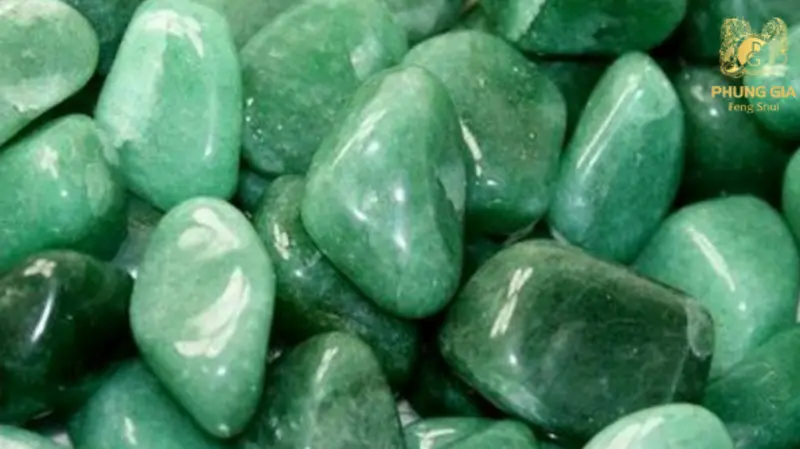  Đeo đá ở tay trái giúp gia tăng khả năng thu hút