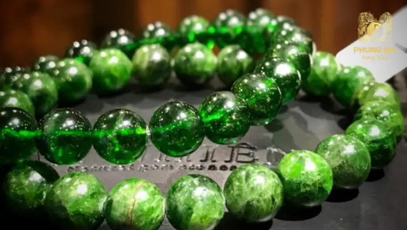  Diopside Xanh