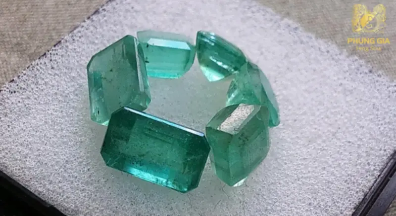  Emerald thường được khuyên sử dụng lâu dài