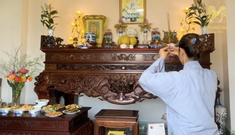 Gia chủ cần thực hiện lễ cúng chuẩn phong thủy