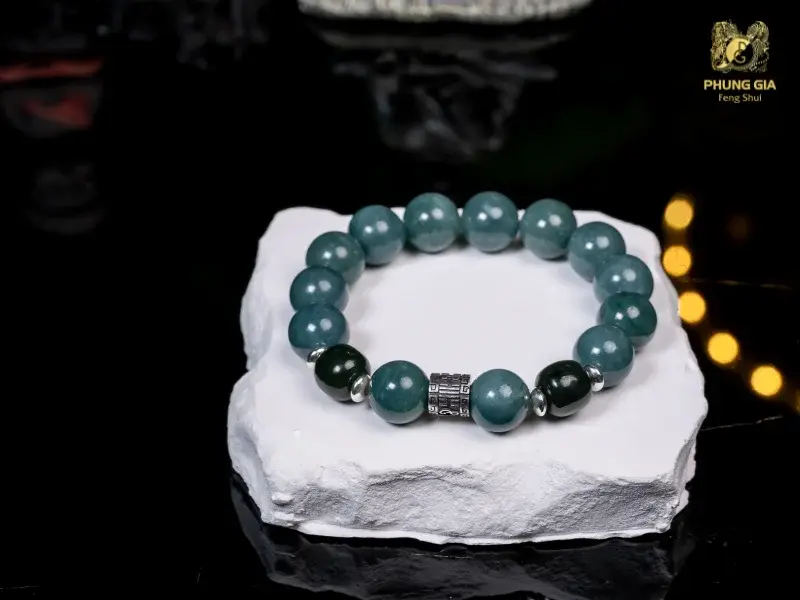  Gia chủ sử dụng những vật phẩm mang màu xanh