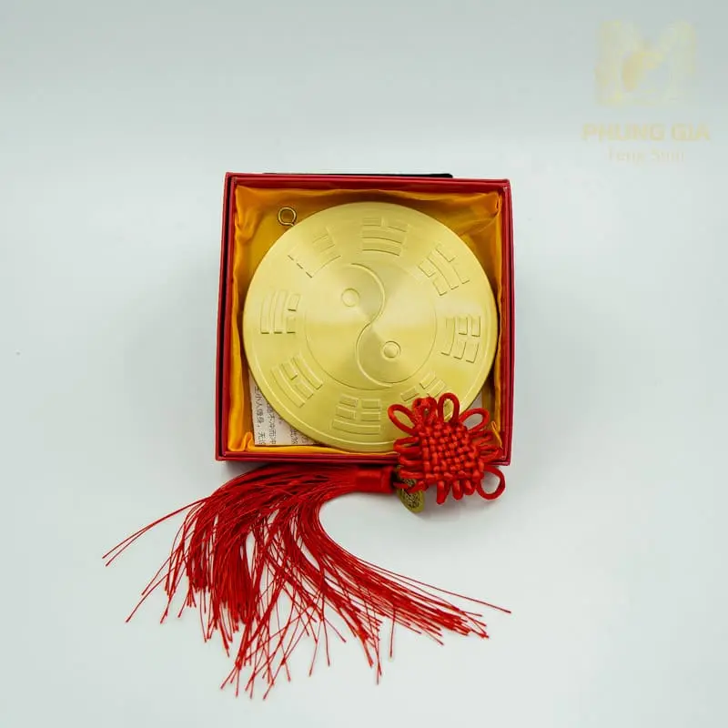 Gương bát quái cầu lồi Phùng Gia hỗ trợ hóa giải thế phạm