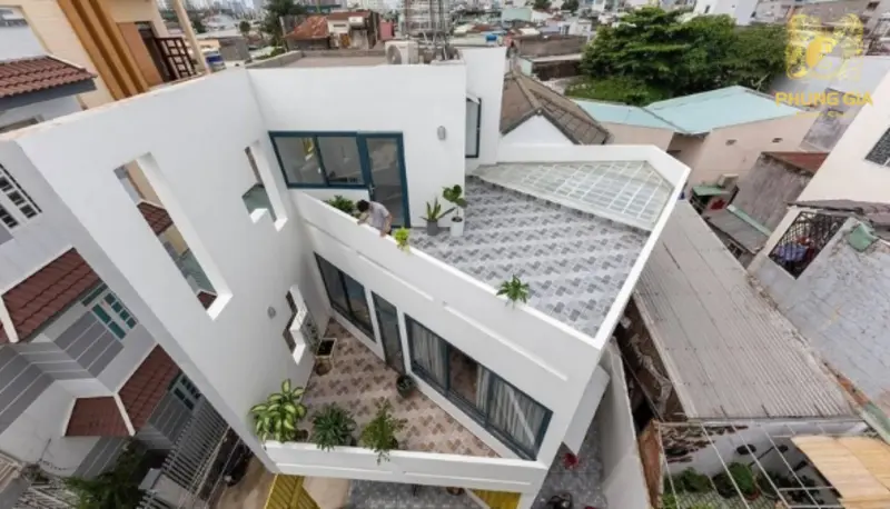  Hình thế ngôi nhà phản ánh trực tiếp