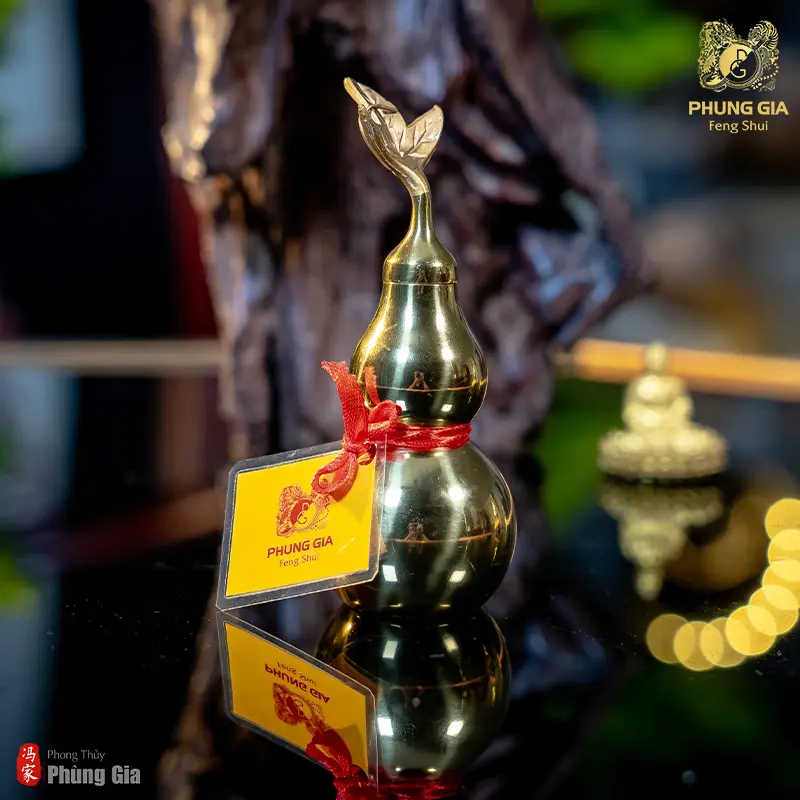 Hồ lô không chỉ là vật phẩm phong thủy mà còn mang nhiều tầng ý nghĩa: sức khỏe, bình an, tài lộc và sự gắn kết gia đình bền vững