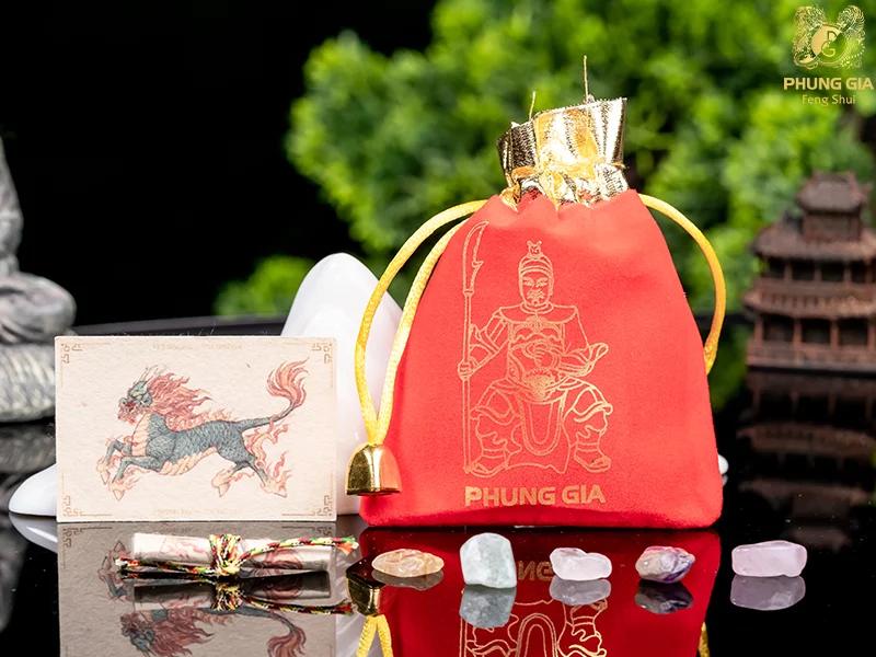 Linh Phù Thái Tuế - vật phẩm mang năng lượng Hỏa để "tiết khí" Mộc của Thái Tuế