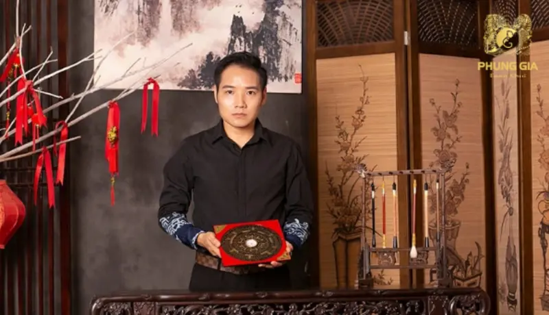  Master Phùng Phương