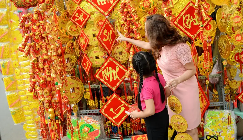  Mua sắm đầu năm, mở tài đón lộc