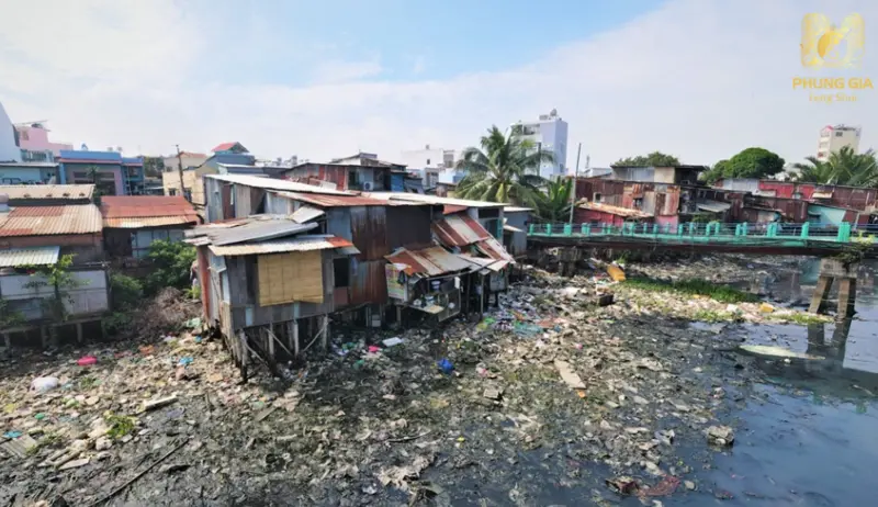  Mùi hôi, ô nhiễm hay khí xấu từ bên ngoài