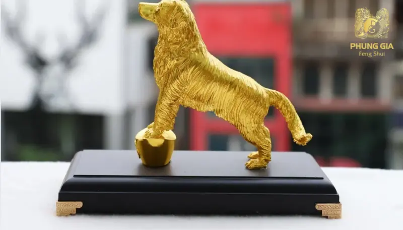 Tượng chó bằng đồng là một vật phẩm giúp hóa giải thế phạm khuyết cung Quý Nhân