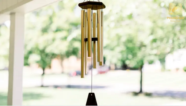 Treo chuông gió giúp kích hoạt vượng khí cho ngôi nhà