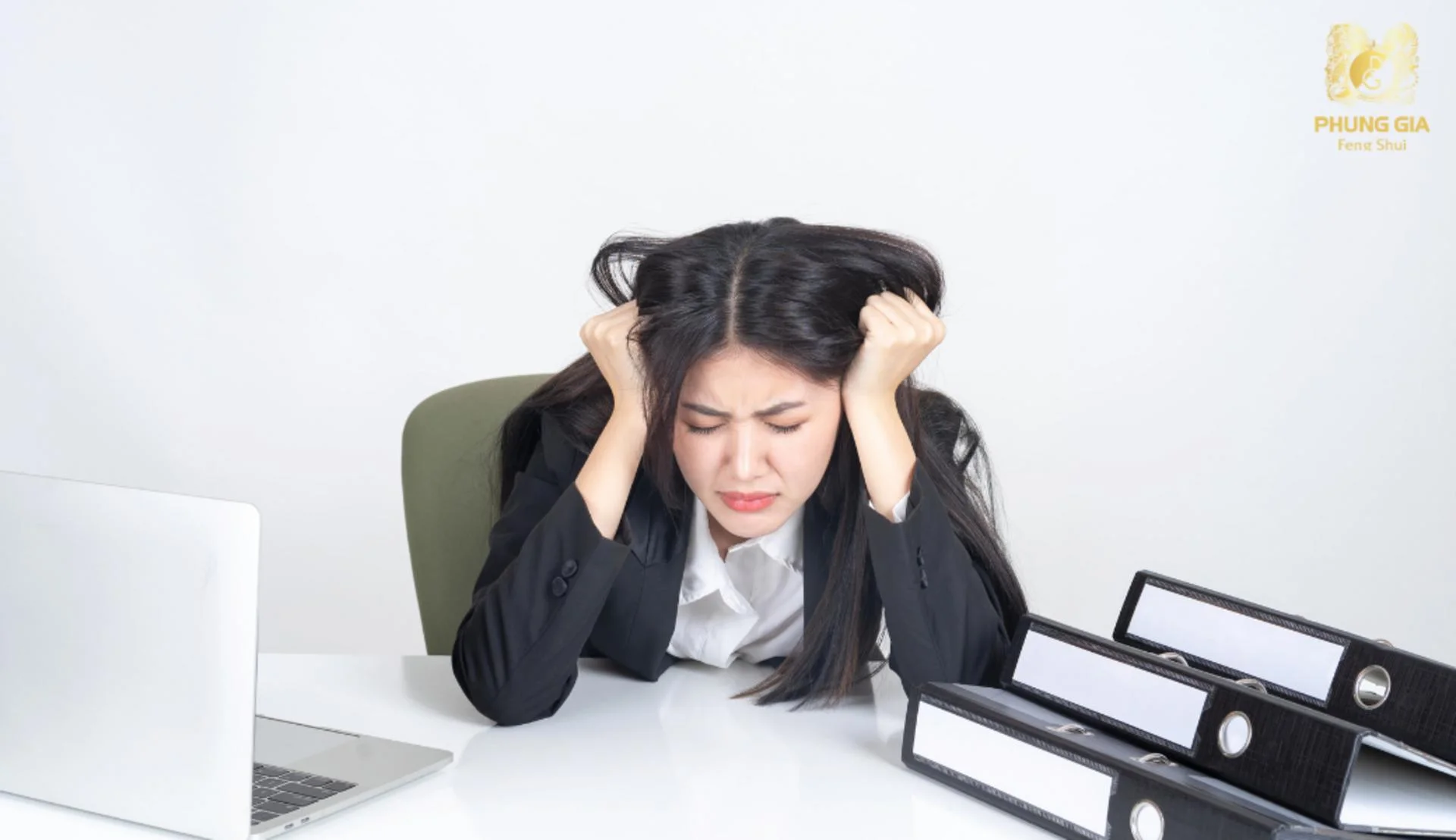 Nhà thóp hậu dễ làm suy yếu hậu thuẫn phong thủy, khiến sự nghiệp thiếu ổn định, khó xây dựng nền tảng bền vững cho trung và hậu vận