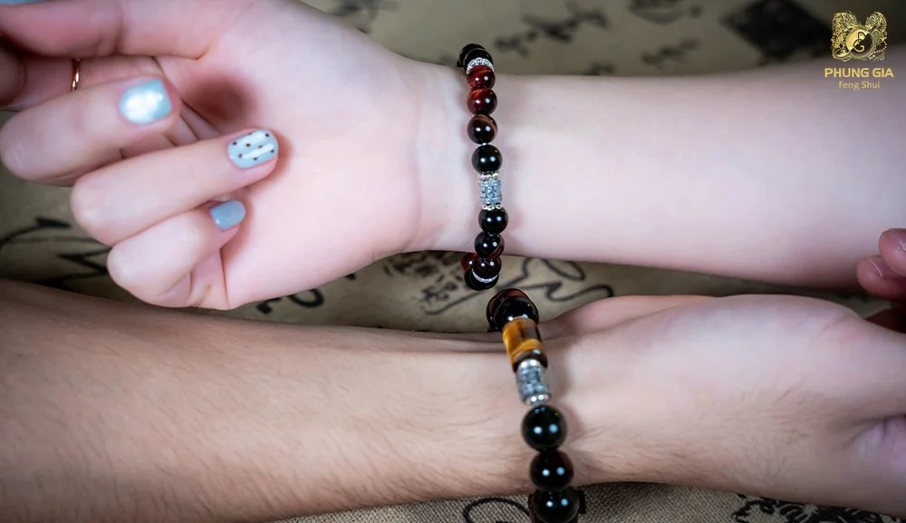 Vòng Tay Thái Tuế Phùng Gia