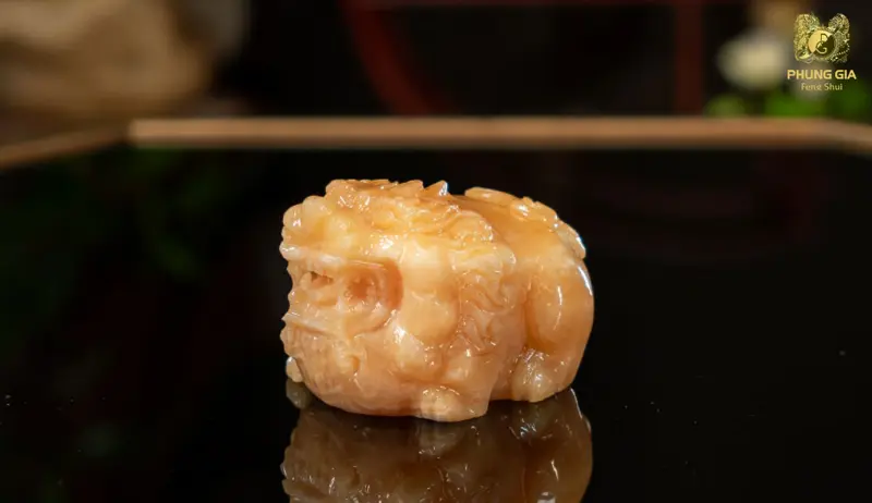 Tỳ Hưu đặt đúng vị trí giúp người tuổi Tỵ chiêu tài - giữ lộc và hạn chế hao tài lâu dài