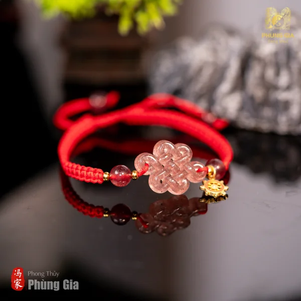 Vòng tay Đồng Tâm Kết Thạch Anh Dâu Tây Hồng - Đấu pháp hóa giải vận hạn năm Thái Tuế