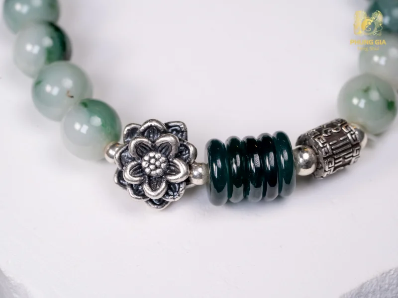 Vòng tay Kế Đô Ngọc Bích Hoa Bay - Hóa giải vận hạn năm Kế Đô 2026