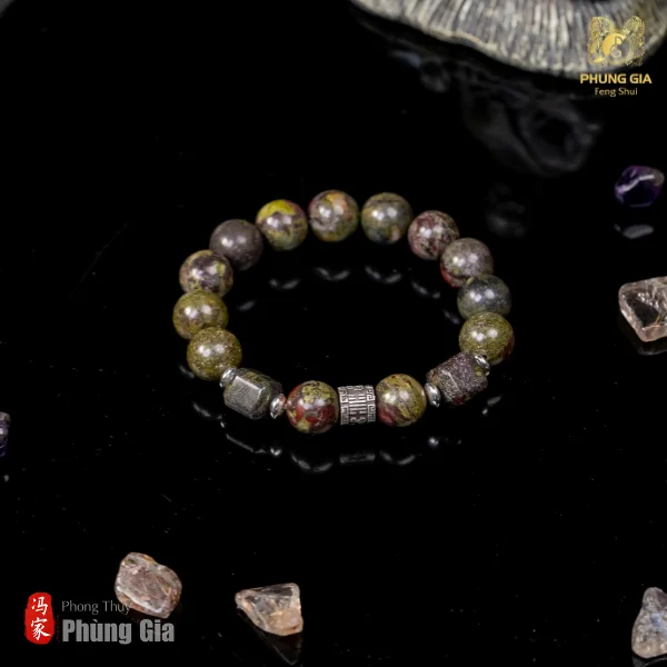 vong-tay-la-hau-huyet-rong-12-ly