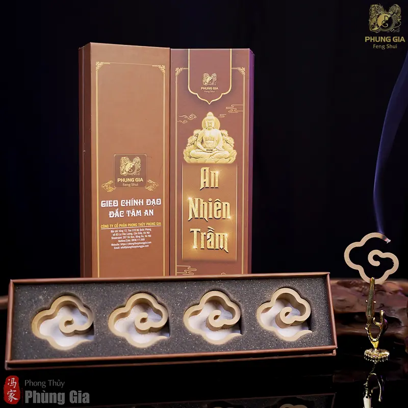 Gia chủ có thể xông trầm hương để thanh tẩy uế khí