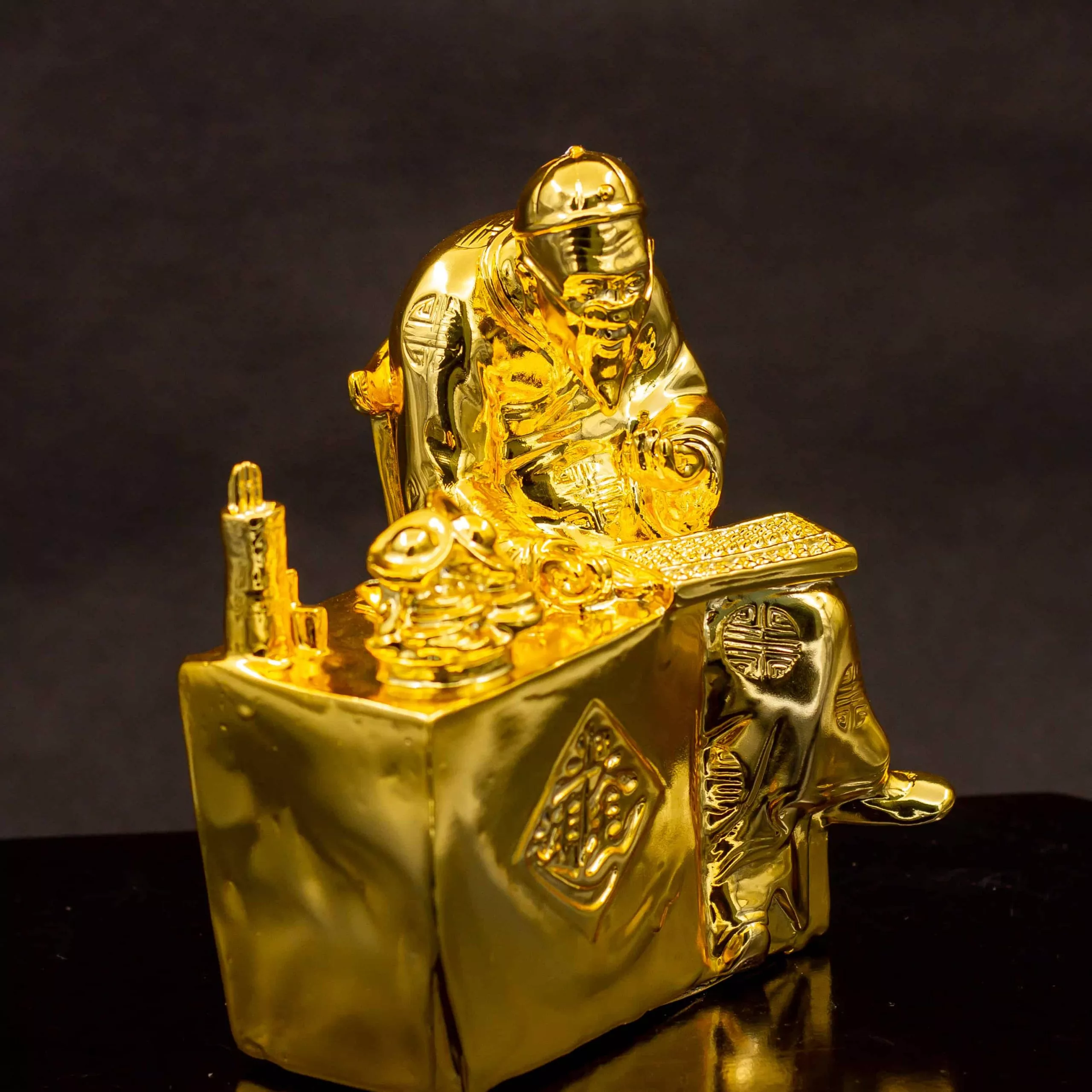 Ong-Quan-Gia-Ma-Vang-24K-02-scaled