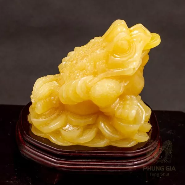 Thiềm Thừ Thần Ngọc Hoàng Long